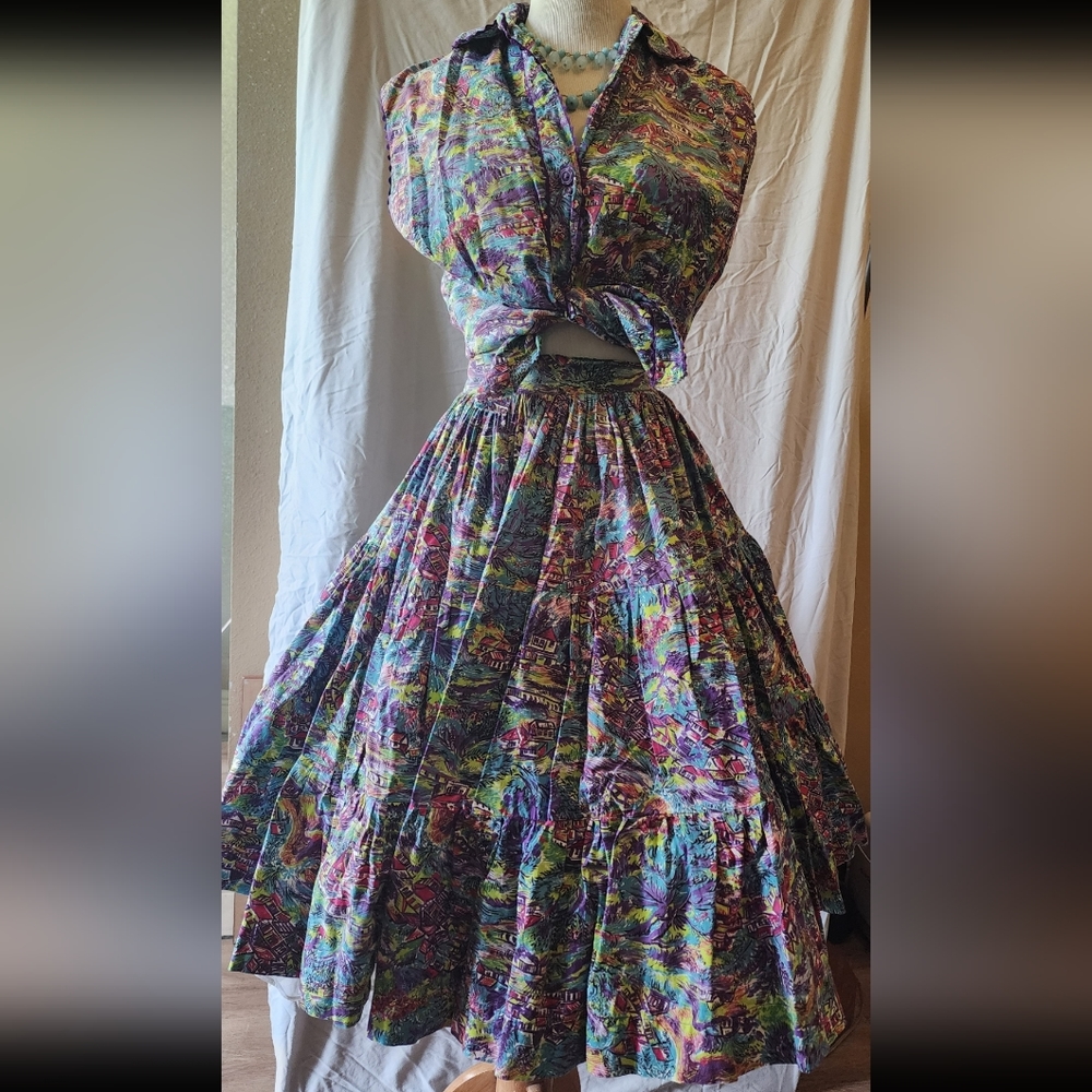 1950's Tiki print Summer 2 piece skirt set.